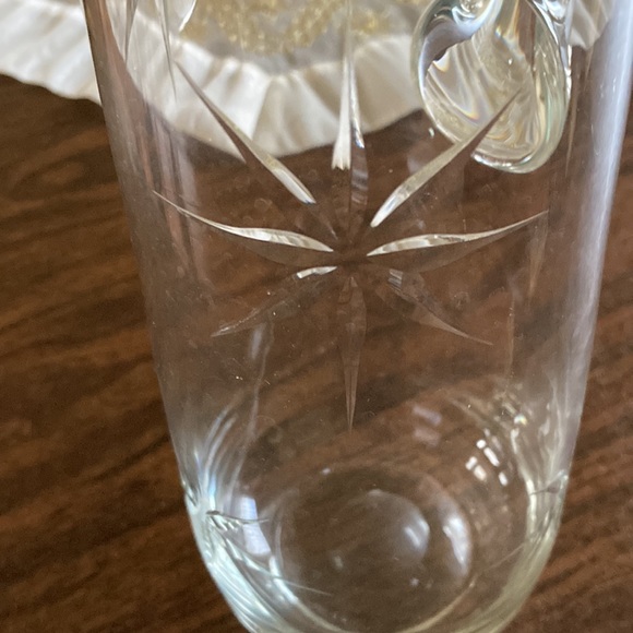 Mid-Century Vintage Clear Glass Etched Water Jug - Picture 7 of 7